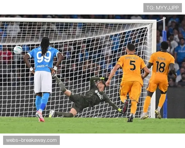 解析意甲三后卫阵型风潮:对控球区域与进攻宽度的利用 解析意甲三后卫阵型风潮:对控球区域与进攻宽度的利用